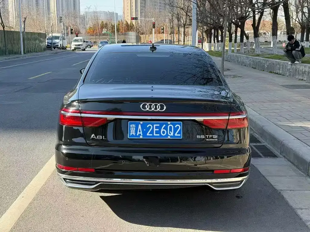Audi A8 2021 из CN, фото 5