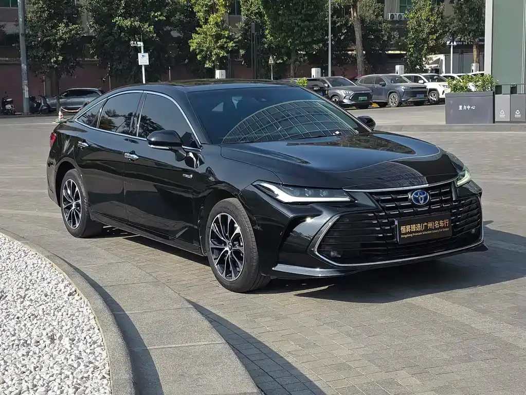 Toyota Avalon 2022 из CN, фото 2