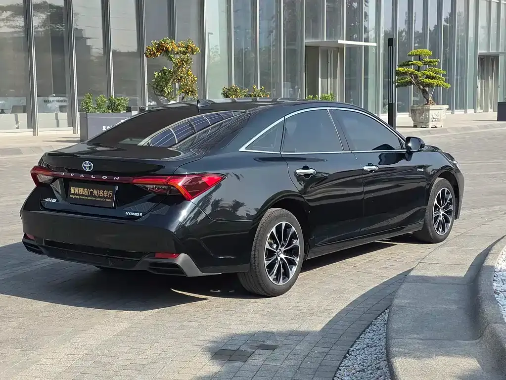Toyota Avalon 2022 из CN, фото 8