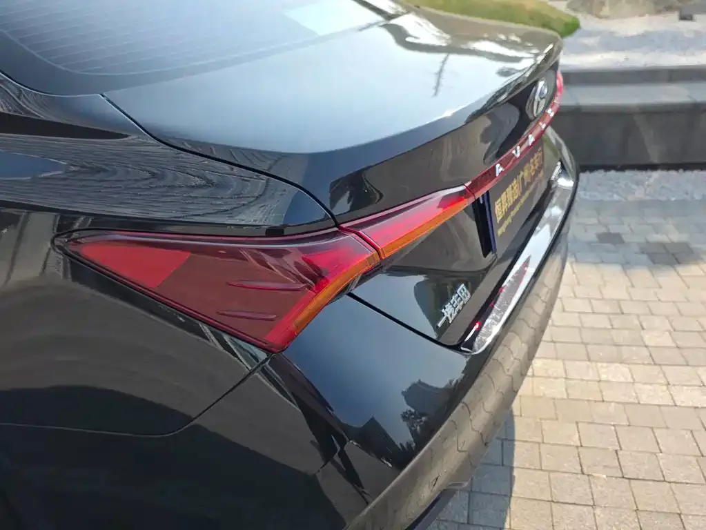 Toyota Avalon 2022 из CN, фото 3