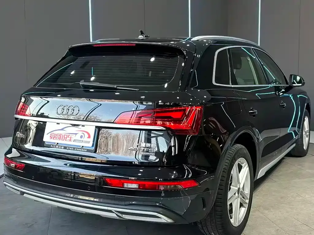 Audi Q5L 2022 из CN, фото 8