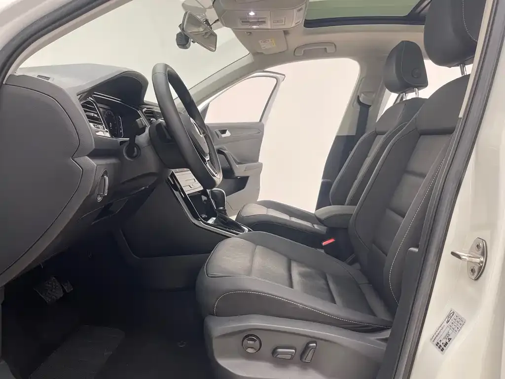 Volkswagen T-Roc 2022 из CN, фото 6