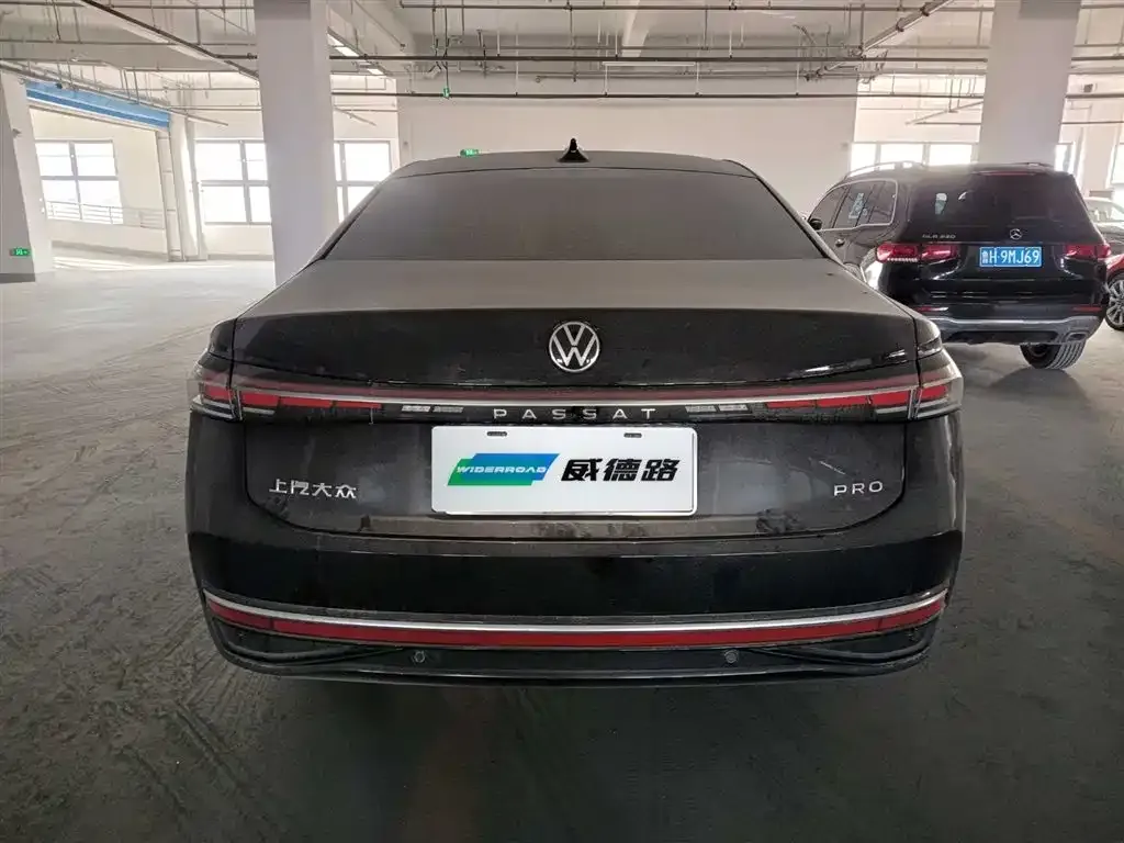 Volkswagen Passat — фото 7