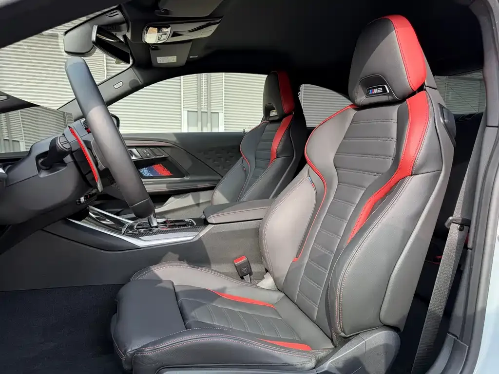 BMW M2 2025 из CN, фото 8