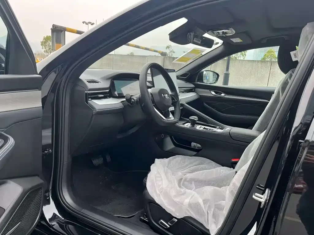 Geely Xingrui 2026 из CN, фото 2