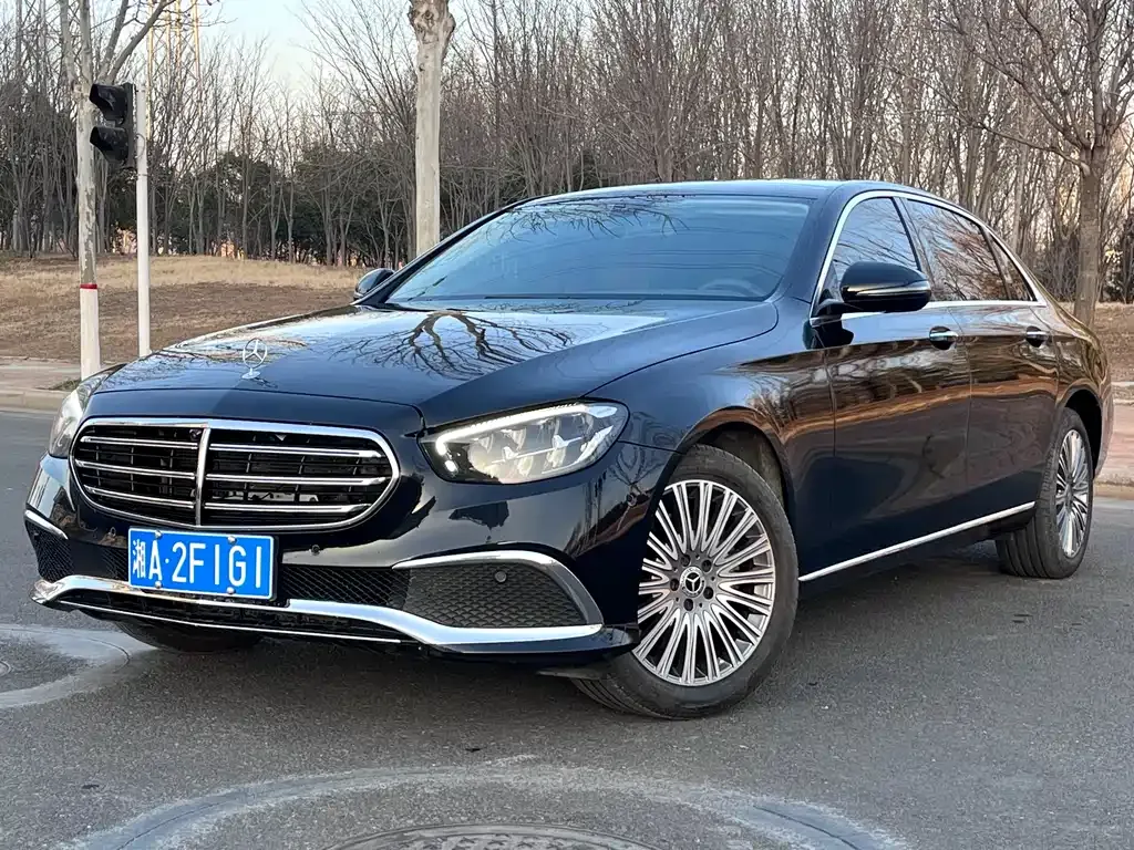 Mercedes-Benz E-Class 2023 из CN, фото 1