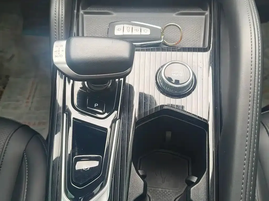 Geely Xingyue L 2023 из CN, фото 7