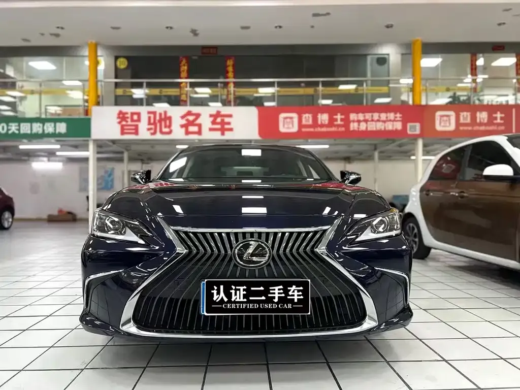 Lexus ES 2021 из CN, фото 8