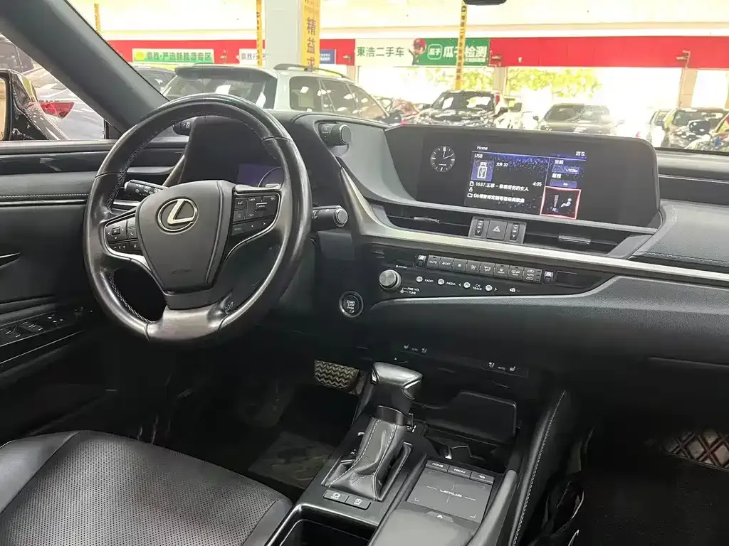 Lexus ES 2021 из CN, фото 7