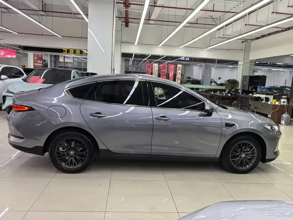 BYD Qin PLUS 2025 из CN, фото 7