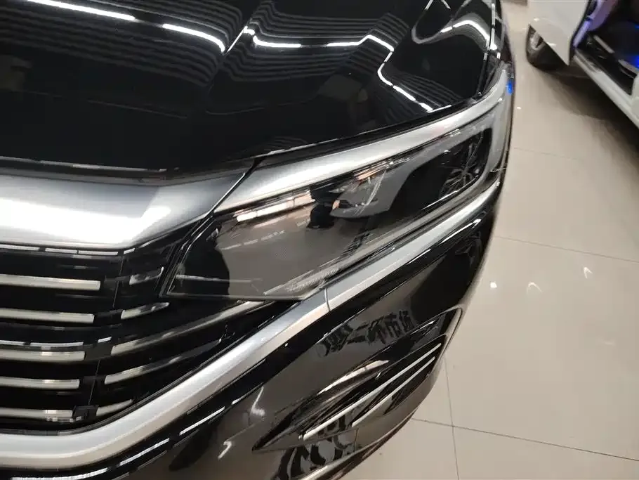 Volkswagen Passat 2023 из CN, фото 8