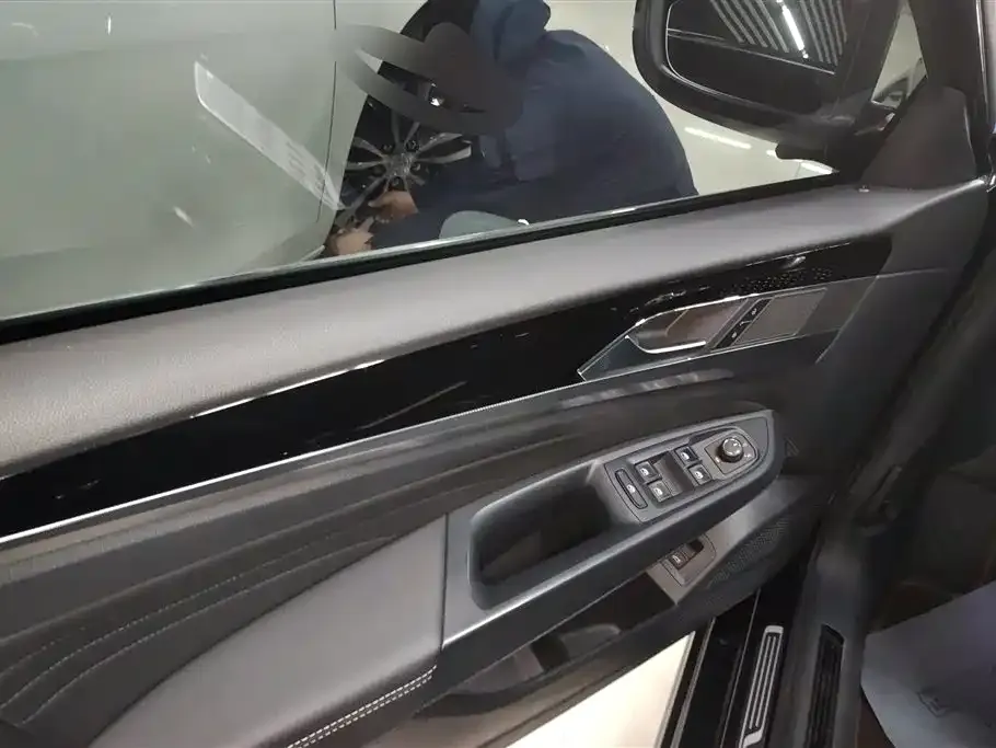 Volkswagen Passat 2023 из CN, фото 2