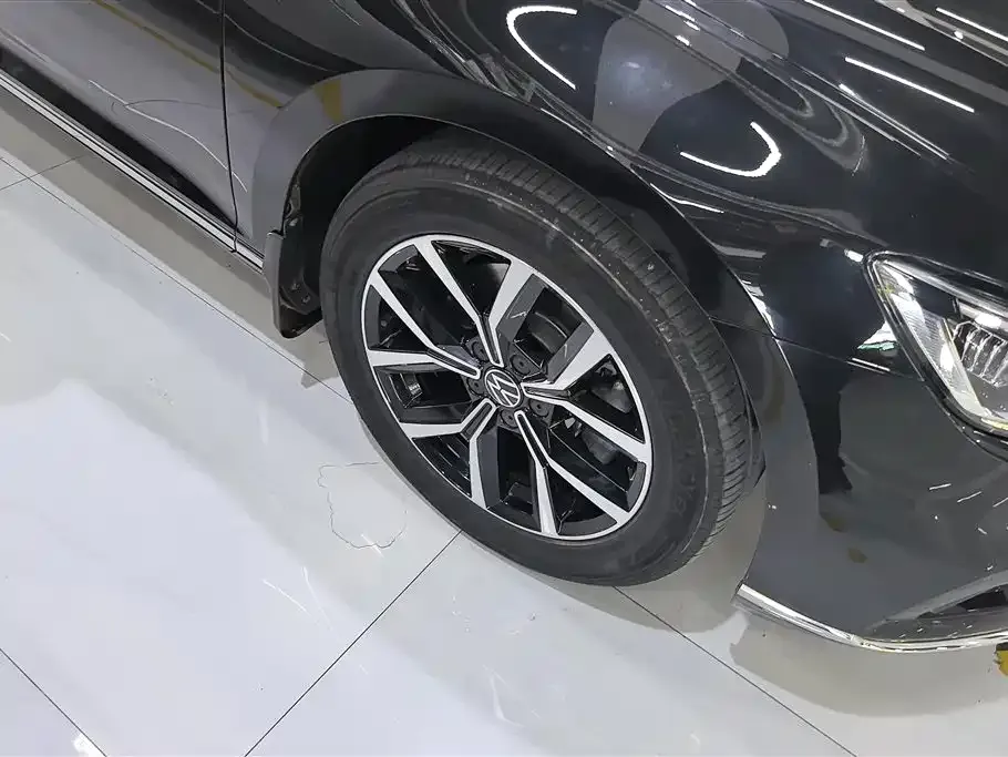 Volkswagen Magotan 2022 из CN, фото 7