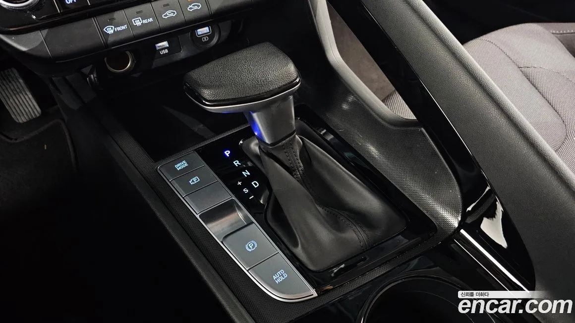 Hyundai AVANTE — фото 2