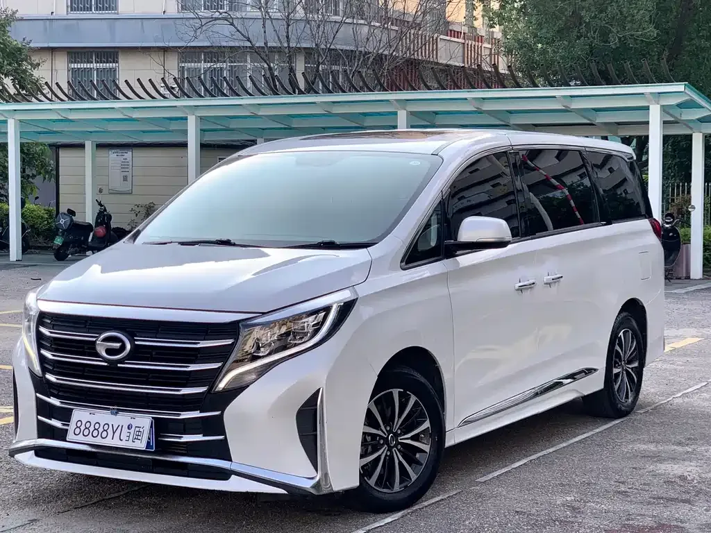 GAC Motor Trumpchi M8 — фото 1