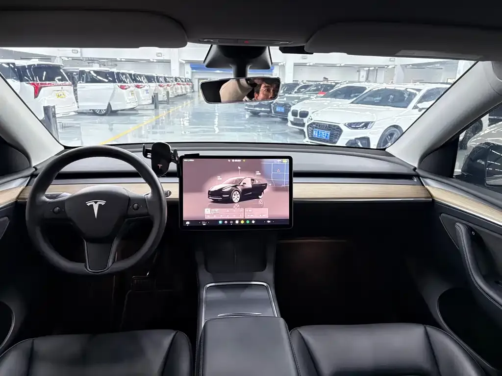 Tesla Model Y 2022 из CN, фото 3