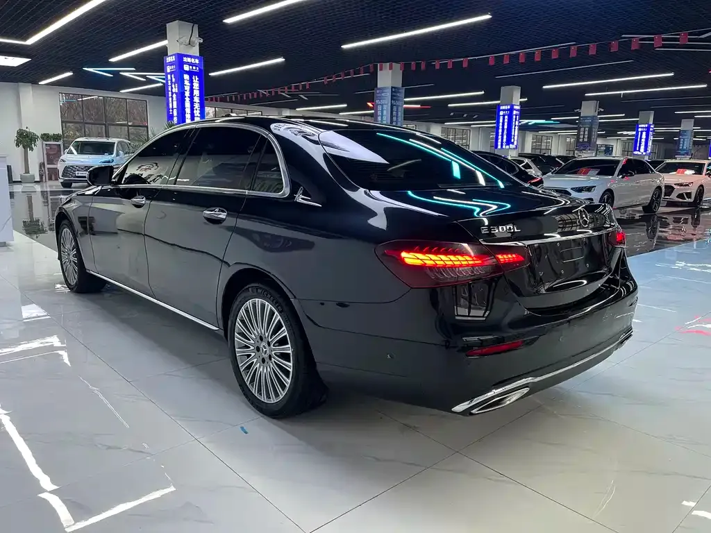 Mercedes-Benz E-Class 2022 из CN, фото 2