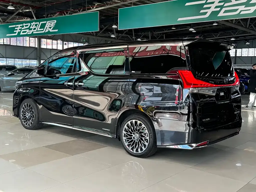 Lexus LM 2021 из CN, фото 7