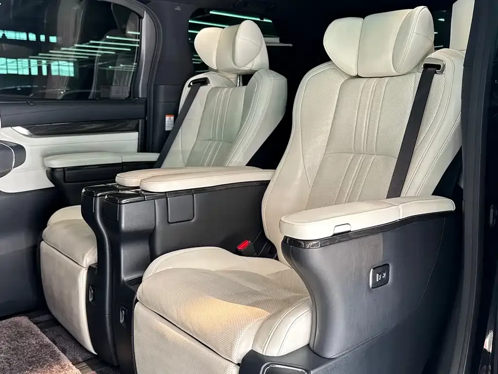 Lexus LM 2021 из CN, фото 2