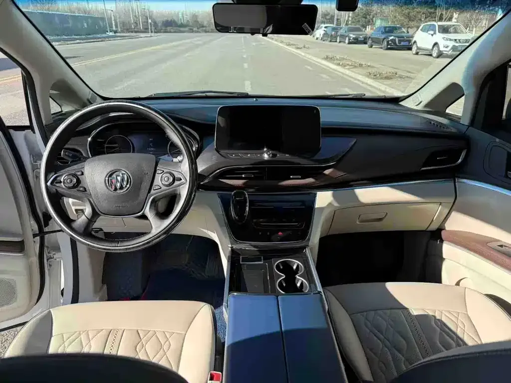 Buick GL8 2021 из CN, фото 4