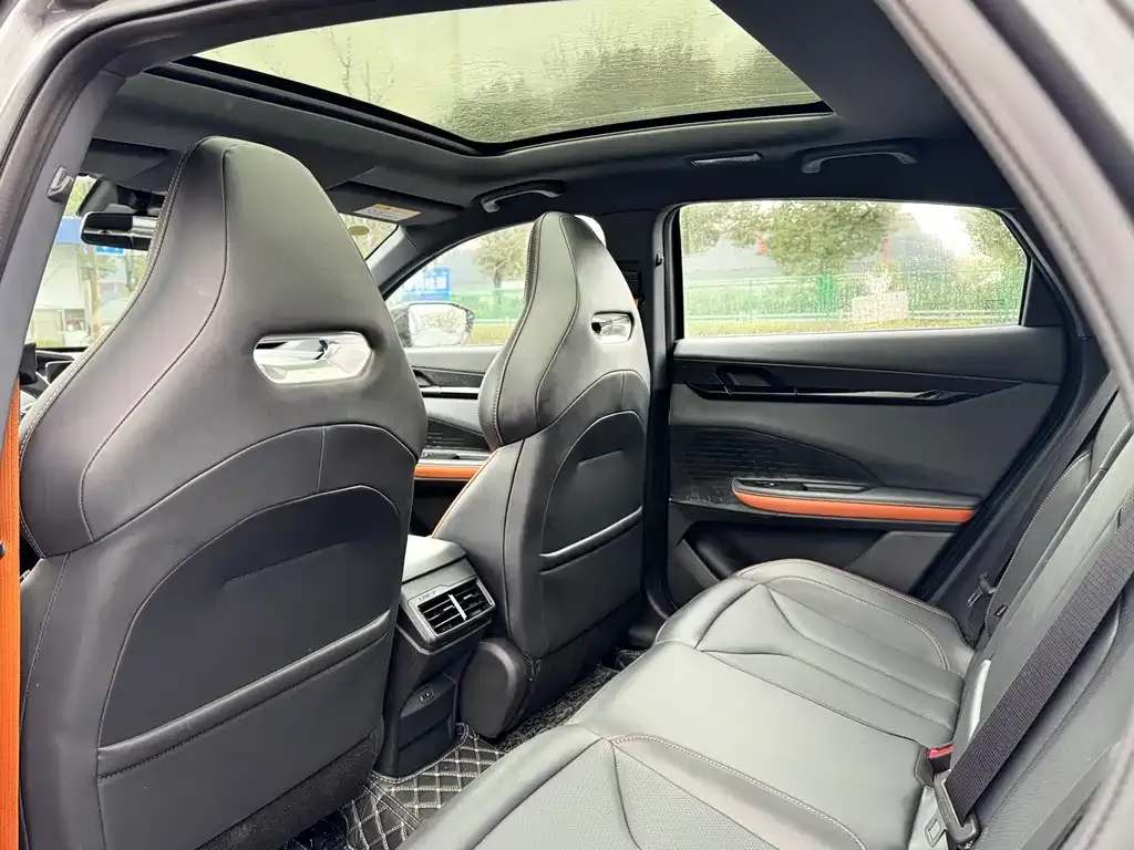 Changan UNI-V 2023 из CN, фото 2