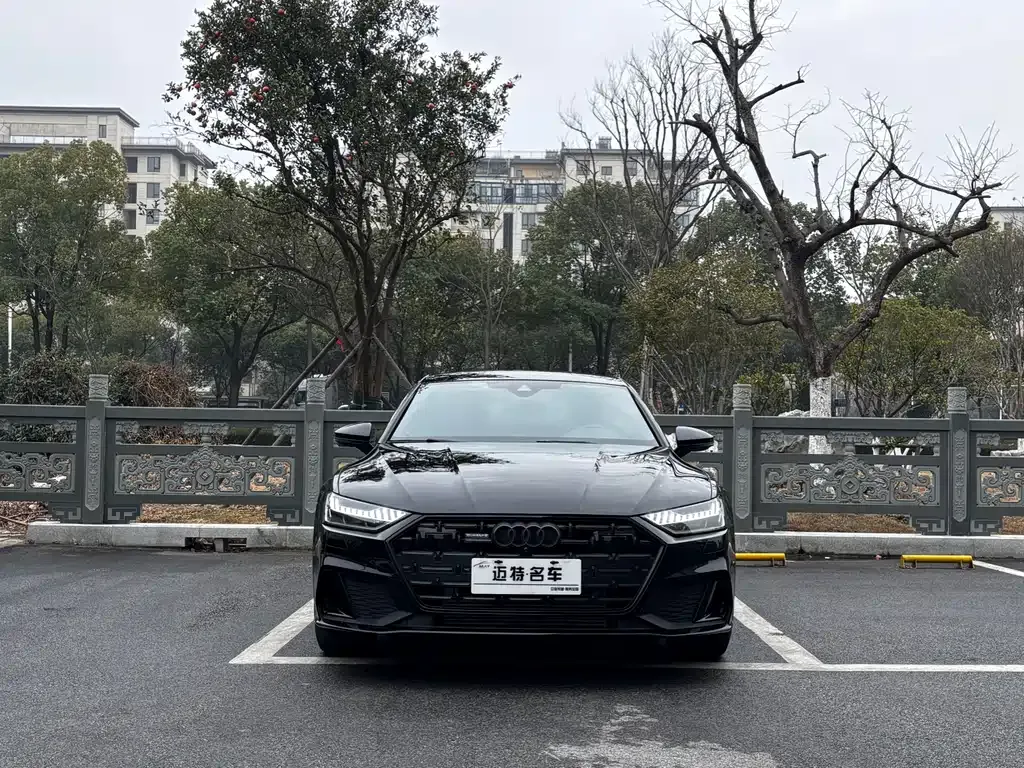 Audi A7L 2024 из CN, фото 1