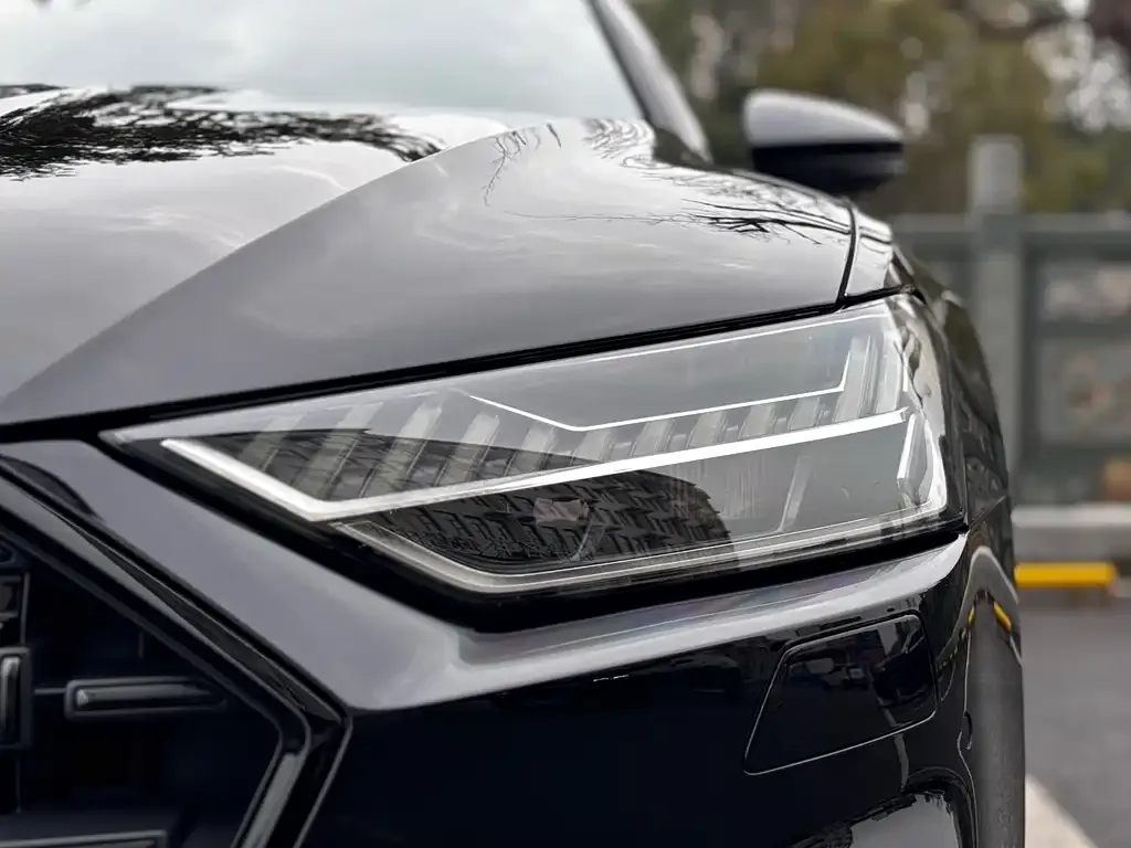 Audi A7L 2024 из CN, фото 2
