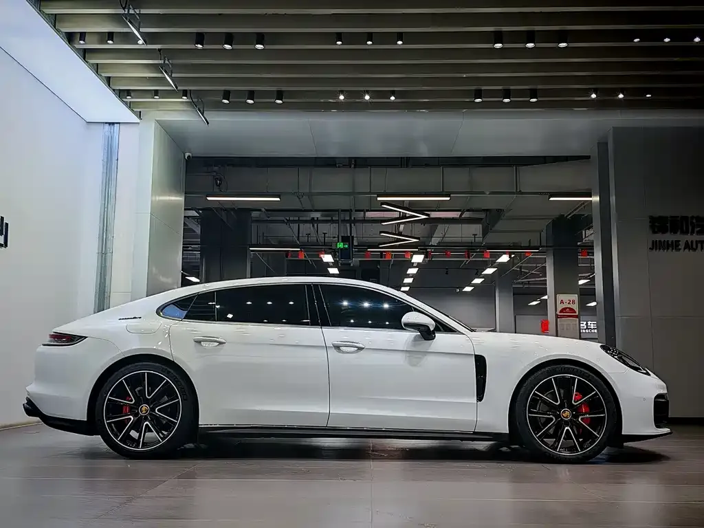 Porsche Panamera 2023 из CN, фото 9