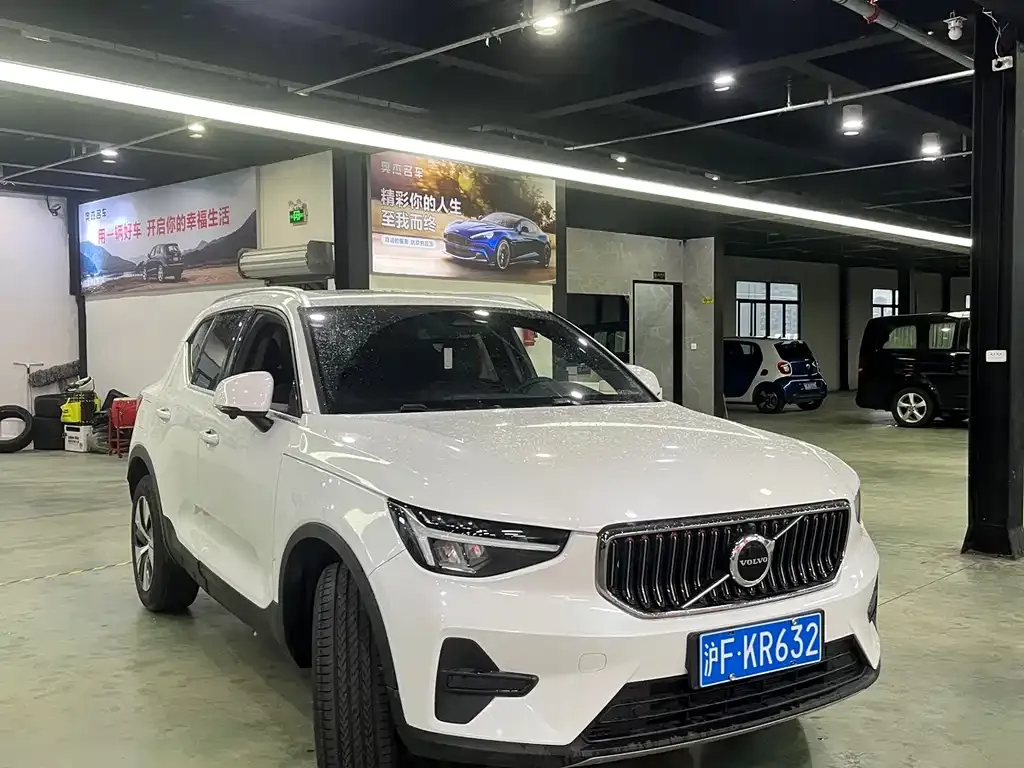 Volvo XC40 2024 из CN, фото 5