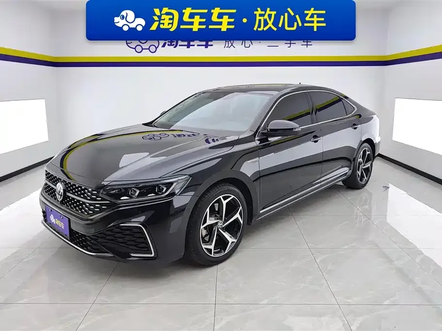 Volkswagen Passat 2023 из CN, фото 1