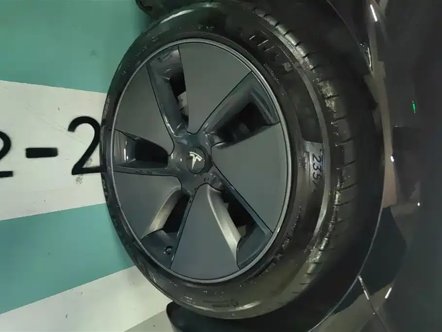 Tesla Model 3 2023 из CN, фото 4