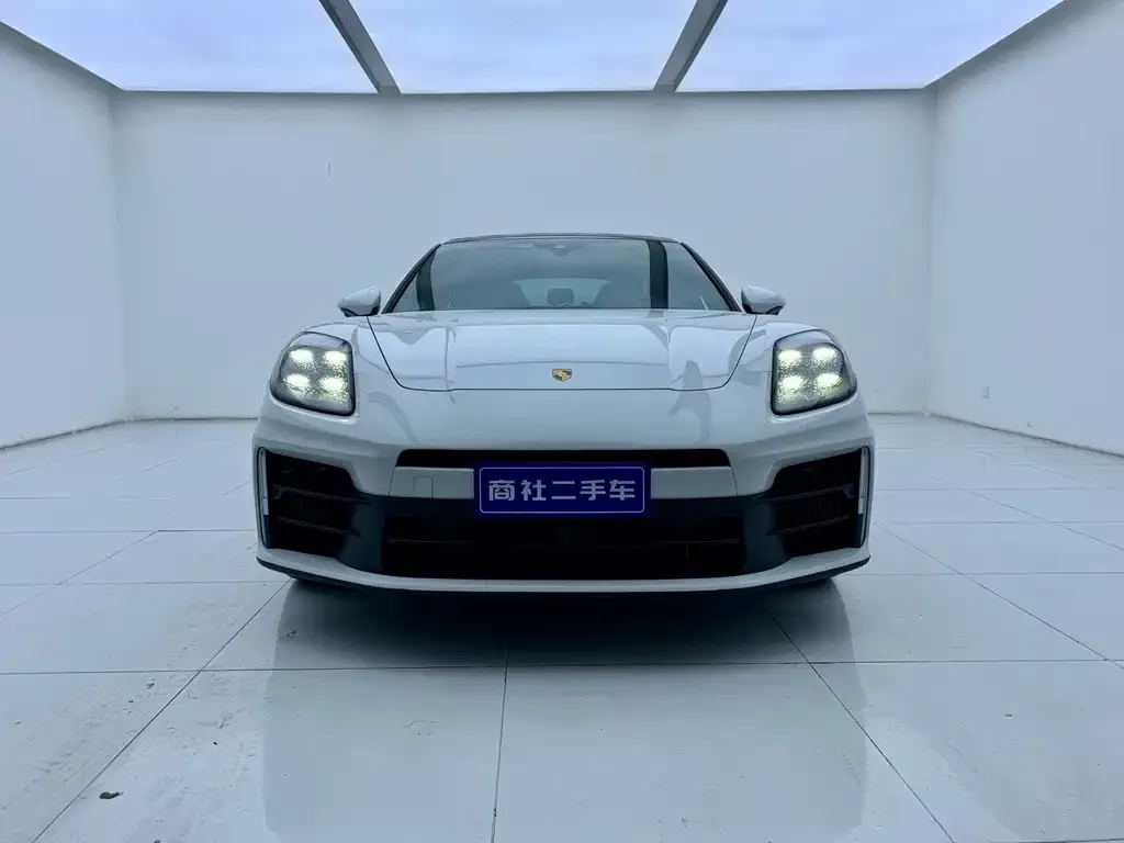Porsche Panamera 2025 из CN, фото 10