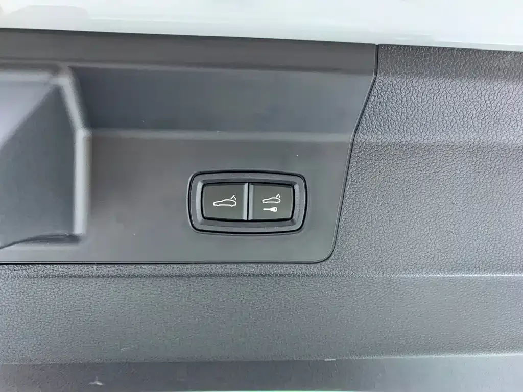 Porsche Panamera 2025 из CN, фото 7