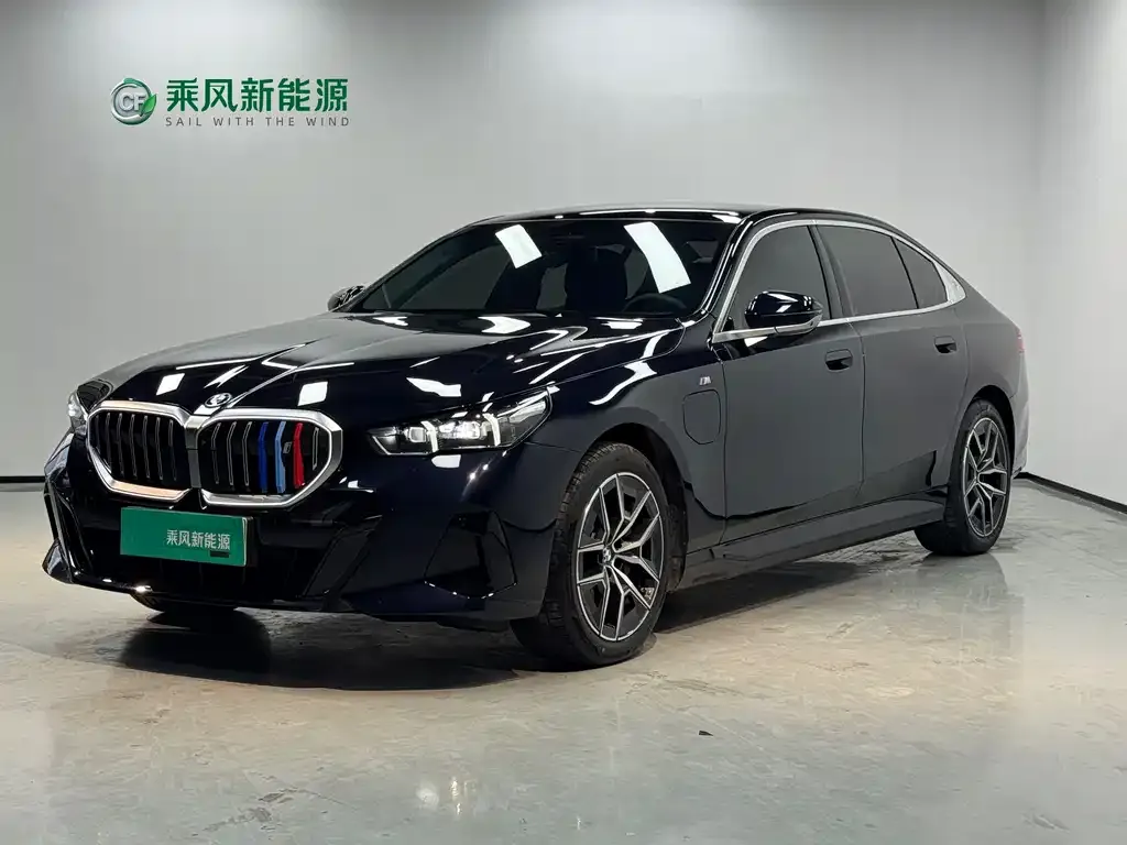 BMW i5 2025 из CN, фото 3