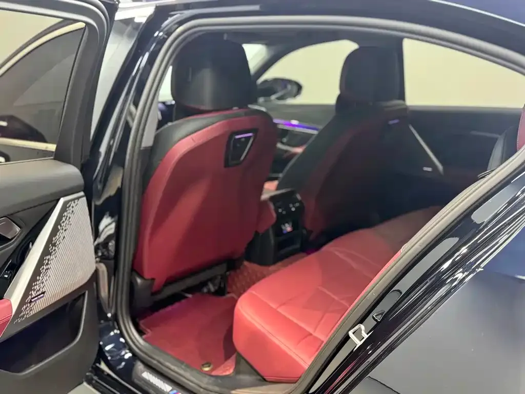 BMW i5 2025 из CN, фото 5