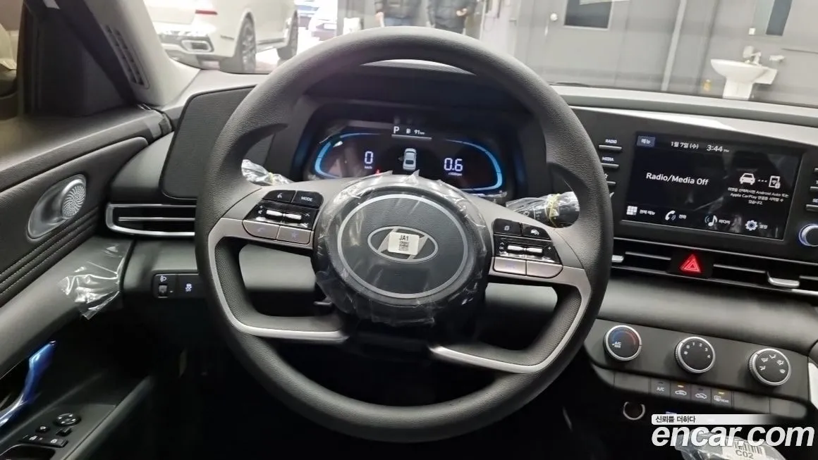 Hyundai AVANTE — фото 4