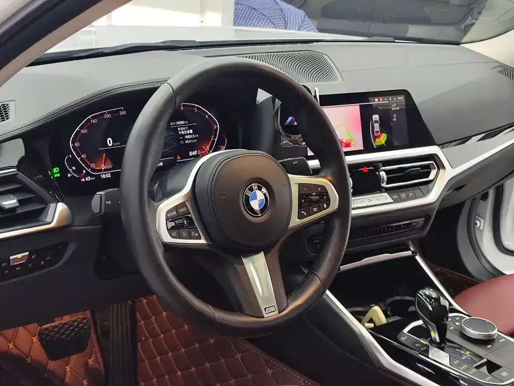 BMW 3 Series 2022 из CN, фото 7