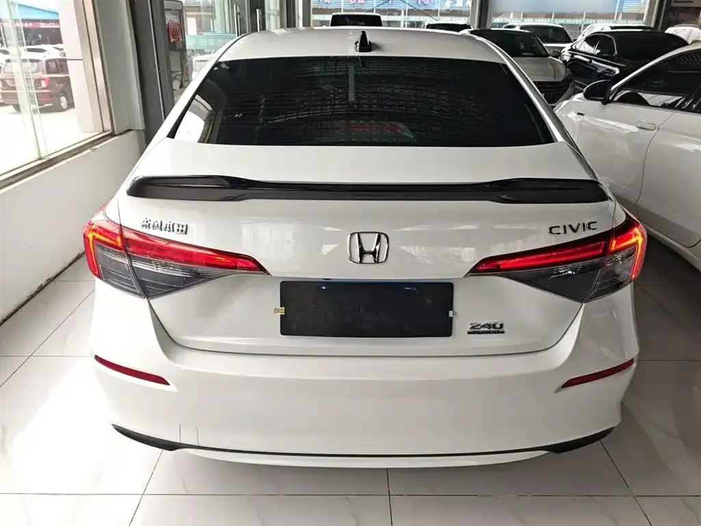 Honda Civic 2025 из CN, фото 5