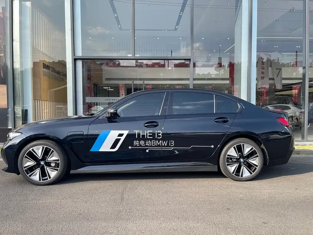 BMW i3 2024 из CN, фото 5