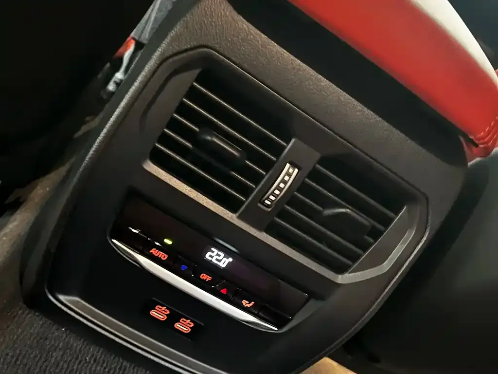 BMW M3 2024 из CN, фото 2