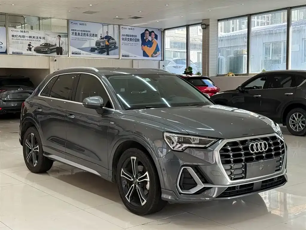 Audi Q3 2021 из CN, фото 7