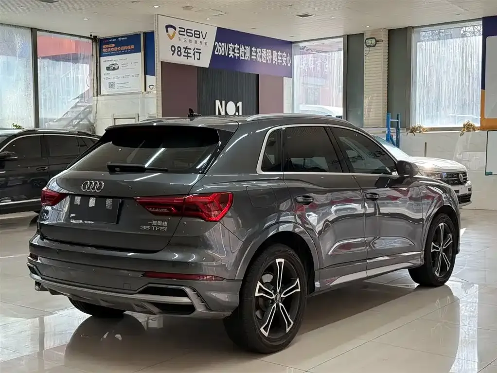 Audi Q3 2021 из CN, фото 5