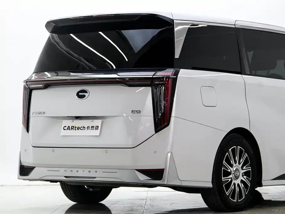 GAC Motor Trumpchi E9 — фото 9