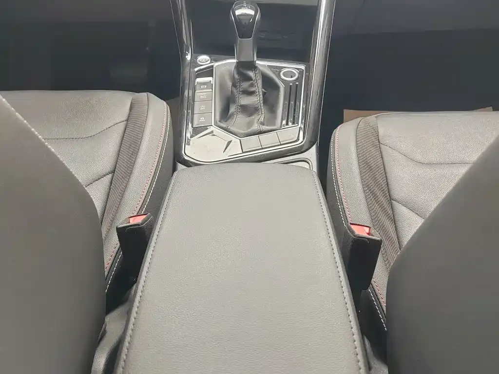 Volkswagen Tayron 2022 из CN, фото 2