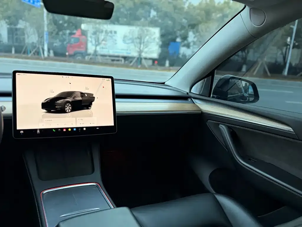 Tesla Model Y 2022 из CN, фото 2