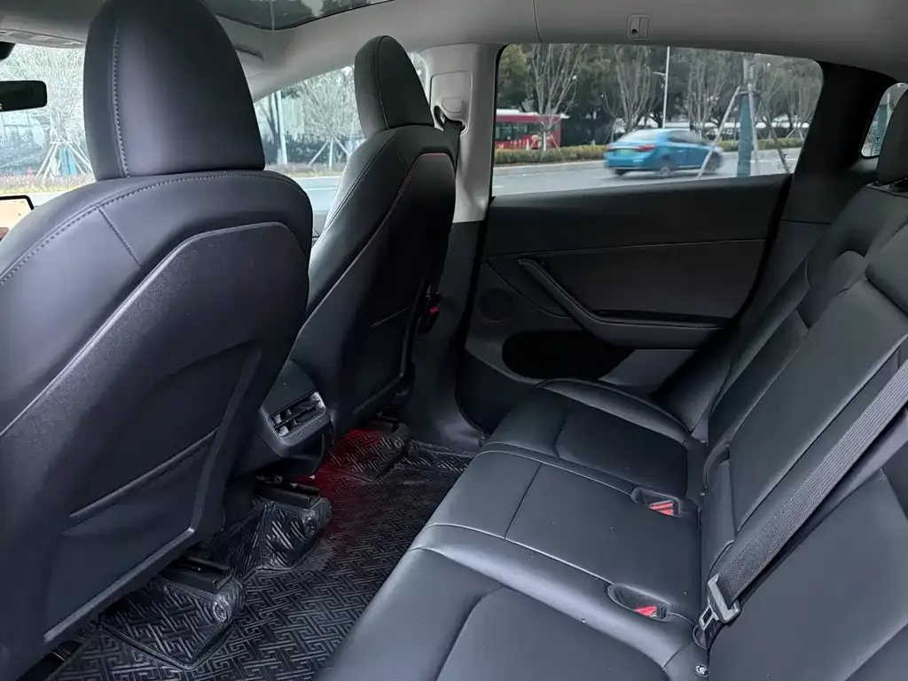 Tesla Model Y 2022 из CN, фото 5