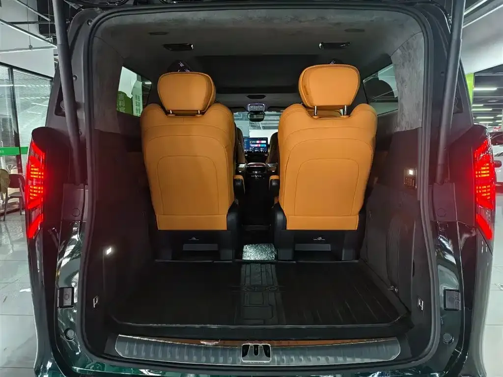 Geely Yizhen L380 2025 из CN, фото 6
