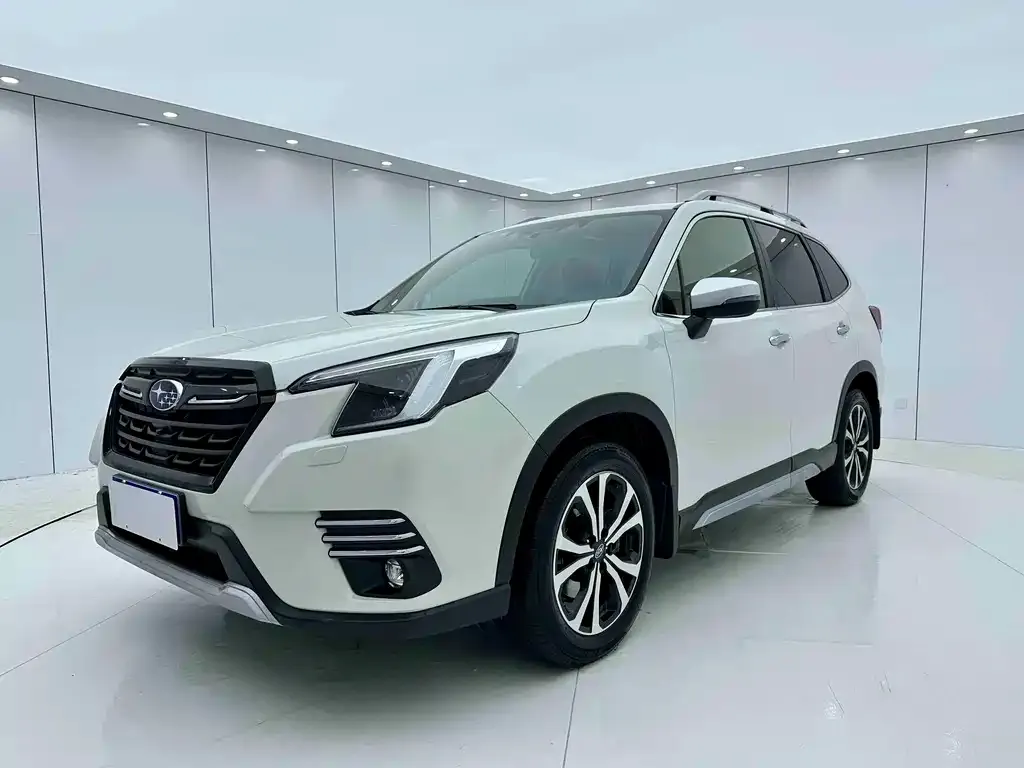 Subaru Forester 2022 из CN, фото 1