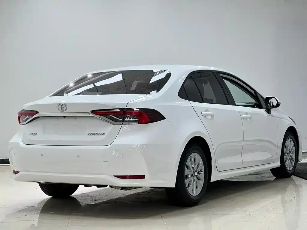 Toyota Corolla 2021 из CN, фото 4
