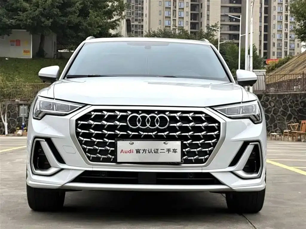 Audi Q3 2023 из CN, фото 7